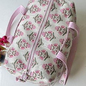 Bolsa de lona de algodón acolchada hecha a mano con estampado floral gris, con asa larga desmontable y estampado a mano, ideal para fin de semana, grande, de lujo, informal. - Product Image 1