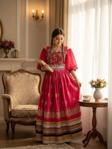 Robes afghanes sur mesure 2026 à faible MOQ pour mariage, respirantes, 100 % polyester, style Banarsi, robes de fête afghanes Kuchi pour femmes - Product Image 2
