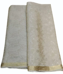 Tissu Jacquard en Crêpe de Soie 100% 100 GSM, Léger et de Qualité Supérieure, Idéal pour Saree, Robe, Dupatta, Costume Ethnique - Product Image 3