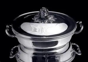 Casserole classique en acier inoxydable à double paroi |   Durable et garde les aliments au chaud plus longtemps avec un look élégant - Product Image 5