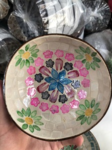 Bols en Coque de Noix de Coco de Différentes Tailles avec de Grandes Quantités et de Bons Prix Fabriqués au Vietnam Ingrédients Naturels - Product Image 3
