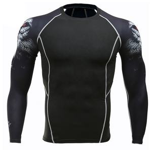 Bajo costo precios más bajos logotipo personalizado impreso camisa de compresión UV en blanco MMA rash guard sublimado BJJ surf Rash Guards para hombres - Product Image 1