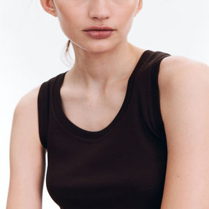 Débardeurs courts décontractés pour femmes, col rond côtelé, haute qualité, vente en gros, couleur unie, sans manches - Product Image 4