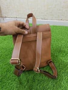 2026 Hot selling Classic Genuine <b>Leather</b> <b>Backpack</b> with Flap Closure and Buckle Detail Unisex Daily Use Shoulder Customized Bags - Product Image 5