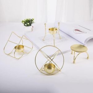 Portavelas en forma de corazón, candelabro de metal, soporte para velas de mesa, decoración romántica para el hogar, centro de mesa para bodas, regalo - Product Image 6