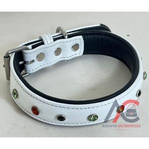 ปลอกคอสุนัขหนังวัวแท้แบบเต็มผืน ดีไซน์รีเวทใหม่ ขายส่ง ปรับขนาดได้ง่าย ทันสมัย ทนทาน อุปกรณ์สัตว์เลี้ยงคุณภาพสูง - Product Image 1