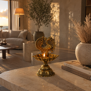 Ensemble de lampes à huile traditionnelles en laiton du Kerala Nilavilakku, faites à la main, pour Pooja, Deepam, Diya décoratif, lampe de temple, décoration de la maison, cadeau pour les fêtes - Product Image 2