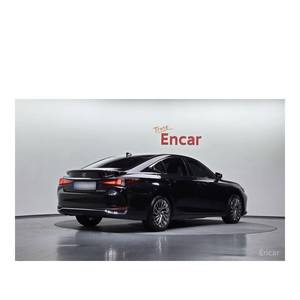 Lexus ES Executive Modelo Diciembre 2024, 18,305 km, Volante a la Izquierda, Asientos de Cuero, Cámara Trasera - Product Image 2