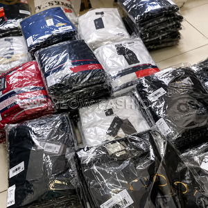 เสื้อยืดโอเวอร์ไซส์ทรงหลวมสำหรับผู้หญิง ผ้าฝ้ายพรีเมียม สีพื้น ไม่มีลาย สินค้าขายส่ง ยกเลิกออเดอร์ ล้างสต็อกจำนวนมาก - Product Image 5