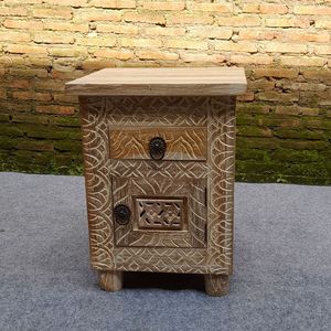 โต๊ะข้างเตียงไม้พร้อมลิ้นชัก สีขาวล้าง ดีไซน์ทันสมัย สำหรับห้องนอน - Product Image 4