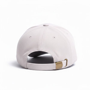 Casquette de baseball unisexe gris clair à 6 panneaux avec patch en cuir marron, chapeau décontracté ajusté pour adultes, couleur unie, matière en cuir - Product Image 3
