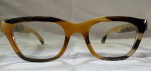 Gafas de Sol de Cuerno de Buey Natural con Técnica de Empalme de Materiales Orgánicos, Forma Moderna y Elegante, y Opción de Logotipo Personalizado - Product Image 2
