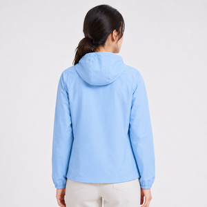Chaqueta cortavientos para mujer con cierre completo, capucha ajustable y ajuste cómodo para actividades al aire libre y casuales. - Product Image 4