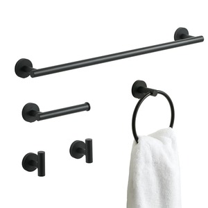 Juego de toallero minimalista negro para montar en la pared con anillo y ganchos para almacenamiento en el baño - Product Image 1