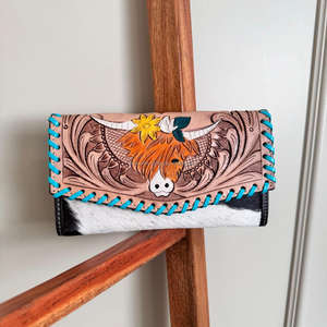 Portefeuille sculpté à la main à motif occidental Pochette portefeuille élégant en cuir véritable en fourrure de vachette Multi utilisations portefeuilles en cuir occidental - Product Image 2