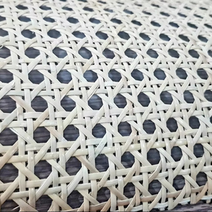 หวายฟอกขาว |   วงกลมเฮกซ์ |   แผ่นหวายขนาด 7 มม. สำหรับซ่อมเบาะนั่ง แผงเฟอร์นิเจอร์ และตกแต่ง ประเทศเวียดนาม - Product Image 2