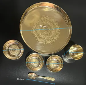 Elegante juego de vajilla de latón dorado con diseño de mandala grabado, vajilla tradicional india con acabado metálico reflectante de lujo. - Product Image 1