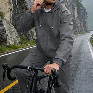 Ensemble coupe-vent respirant pour homme, fabriqué au Pakistan, veste et pantalon, idéal pour les activités de plein air au printemps et en automne - Product Image 6