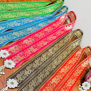 Exquisito Cinturón de Tela Jacquard con Motivo de Elefante Hecho a Mano, Borlas de Perlas y Detalles Florales, Accesorio Tradicional Étnico para la Cintura - Product Image 1