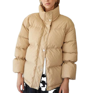 Chaqueta Acolchada de Lona Tejida Transpirable para Mujer, Nueva Colección de Invierno, Chaqueta de Invierno Acolchada con Estampado de Alta Calidad y Relleno de Poliéster - Product Image 3