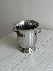 Cubo Metálico con Acabado Antiguo para Arreglos Florales y de Regalos - Product Image 5