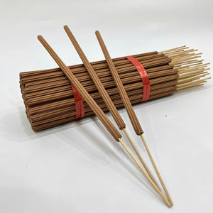 ธูปหอมไม้จันทน์สำหรับพิธีกรรมทางศาสนา ยี่ห้อ List Time Incense  แบบแท่ง  ติดทนนาน 3 5 6 8 12 24 ชั่วโมง  ไม่มีกลิ่น  ทำจากไม้แท้ 100%  ให้กลิ่นหอม - Product Image 1
