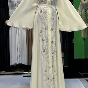 Wholesale Modest Dubai Beaded Sequined Long Sleeve Abaya Muslim Traditional Handmade Wedding Women Polyester Breathable V Neck - Product Image 3