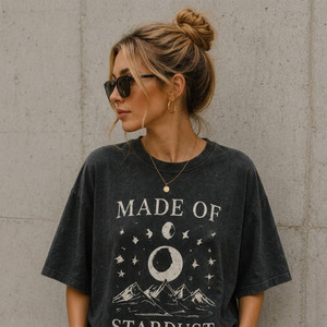 เสื้อยืดผู้หญิงลำลองทรงโอเวอร์ไซส์ คอกลม แขนสั้นแบบดรอปโชว์เดอร์ เนื้อผ้าถัก ระบายอากาศได้ดี ผลิตจากโพลีเอสเตอร์/คอตตอน พิมพ์ลายด้วยเทคนิคฮีททรานเฟอร์ - Product Image 2
