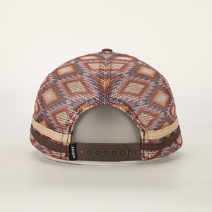 Gorra Trucker Estructurada de 6 Paneles con Camuflaje del Suroeste, Gorra Deportiva Premium con Visera Curva, Bordado Personalizado Duradero, Ajustable, de Lona y Malla - Product Image 6