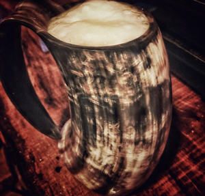 Meilleures arrivées Tasse en corne de buffle naturelle de qualité supérieure Tasse en corne à boire Viking de qualité supérieure polie sans fuite alimentaire - Product Image 1