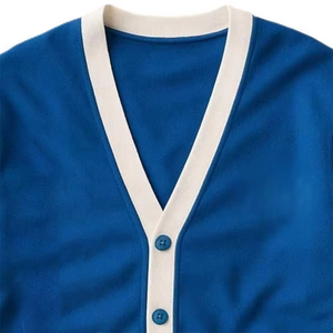 Cardigan en tricot unisexe Zeta bleu et blanc à col ouvert, manches évasées en laine, pour tenue universitaire, sororité, fraternité, collège, université, école - Product Image 4