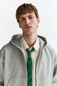 Fournisseur de sweats à capuche personnalisés imprimés, sweats à capuche en coton mélangé, commande en gros - Product Image 4