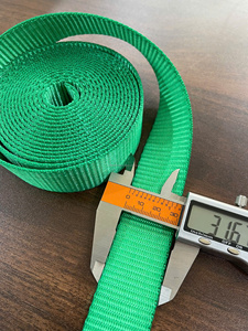 Cinta de Poliéster de Alta Resistencia para Fabricantes Industriales, Rollo de Cinta de 32 mm de Alta Resistencia, Fabricación Personalizada OEM en Vietnam - Product Image 4