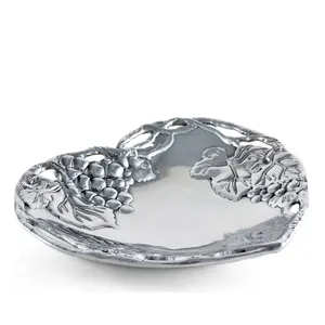 Plateau de service en laiton antique fait main avec finition artisanale pour la décoration de luxe de la maison, les hôtels et les restaurants, en forme de cœur - Product Image 3
