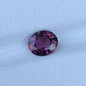 Spinelle rose violacée naturelle du Rajasthan, pierre précieuse en vrac de 2,00 carats, évaluée par un tiers pour la fabrication de bijoux, vente en gros ZUBEDA GEMS - Product Image 1
