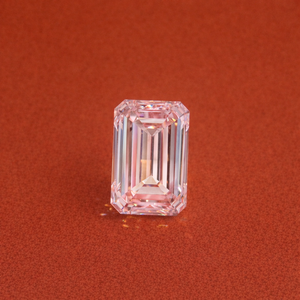 Diamante suelto cultivado en laboratorio, corte esmeralda rosa de 5.0 CT, certificado IGI, color fantasía, claridad VS1-VS2, para anillos y colgantes. - Product Image 1