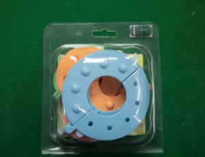 AA0093 Pompom <b>Makers</b> |Portable Plastic Crochet Loom With Needle Round Knitting Kit For Craft Projects - Product Image 1
