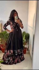 Handmade 2025 Women's V-Neck Puff Sleeve Dress Long Summer Cotton <b>Kurti</b> with Pocket Fashion Print Custom Fancy Model Number - Product Image 2