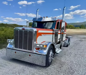 Camion semi-remorque Peterbilt 589 Sleeper - Modèle 2024 2025 - Cabine couchette à toit plat de 72 pouces - 6x4 Diesel Manuel - Camion d'occasion à vendre - Product Image 6