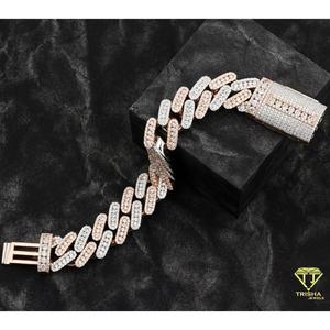 Bracelet unisexe bicolore en moissanite et diamants en argent sterling 925 avec maillons cubains glacés alternés et fermoir de luxe - Product Image 2