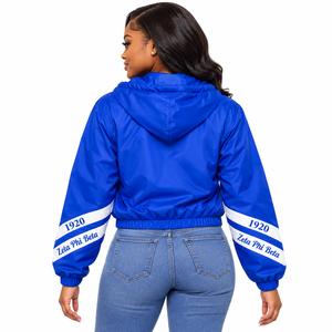 Chaqueta Corta con Capucha Zeta Phi Beta para Mujer, Azul Rey, Cierre Completo, Manga Blanca con Rayas, Letras Griegas 1920, Sororidad - Product Image 4