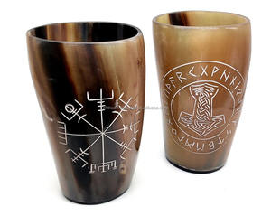 Jarra de Cerveza de Cuerno Natural Pulida a Mano, Forrada Impermeable, Ideal para Beber en Fiestas Medievales y Bares - Product Image 4