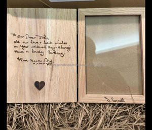 Double cadre photo en bois minimaliste moderne avec une gravure de message sincère pour un meilleur design d'intérieur de maison, des cadeaux et des souhaits - Product Image 5