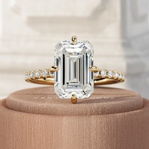 Anillo de Compromiso Elegante con Diamante Cultivado en Laboratorio, Corte Esmeralda, Estilo Art Deco, 4 Quilates, Oro 14k/18k, Certificado IGI, para Mujer, India - Product Image 1