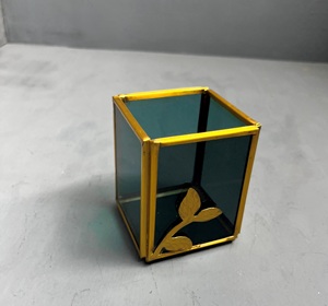 ARTISAN DESIGN Porte-bougie votif miniature en verre noir fait main de haute qualité, décoration de table, forme irrégulière - Product Image 3