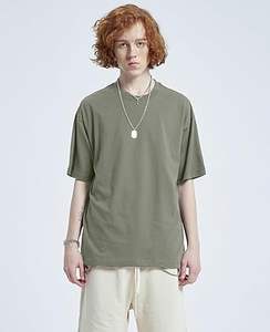 Camiseta de Lujo Personalizada de Alta Calidad para Hombre, 100% Algodón, Talla Grande, Cuello Alto, Manga Corta, Transpirable, Corte Cuadrado - Product Image 2