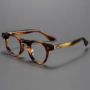 Classic <b>Tortoise</b> Round Glasses - Product Image 3