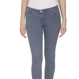 Nuevo Diseño de Jeans de Mezclilla Rectos y Transpirables para Mujer, Estilo Urbano, con Logotipo Personalizado - Product Image 5