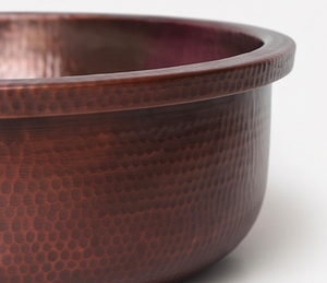 Fregadero Redondo de Cobre Vintage, Hecho a Mano con Acabado Martillado, Lavabo Rústico sin Tapa ni Asas, Diseño Metálico - Product Image 3