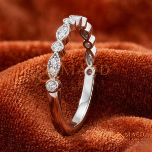 โรแมนติคสีเงิน14K Baguette และแหวนเพชรกลม | สายคาดแต่งงานเพชรที่ปลูกในห้องปฏิบัติการ | เครื่องประดับปรับแต่งได้ - Product Image 3